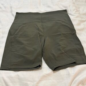 Lululemon 8” Bike Short